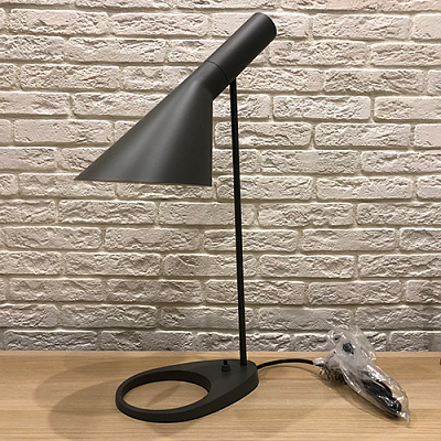 AJ Desk Table Lamp фото 7